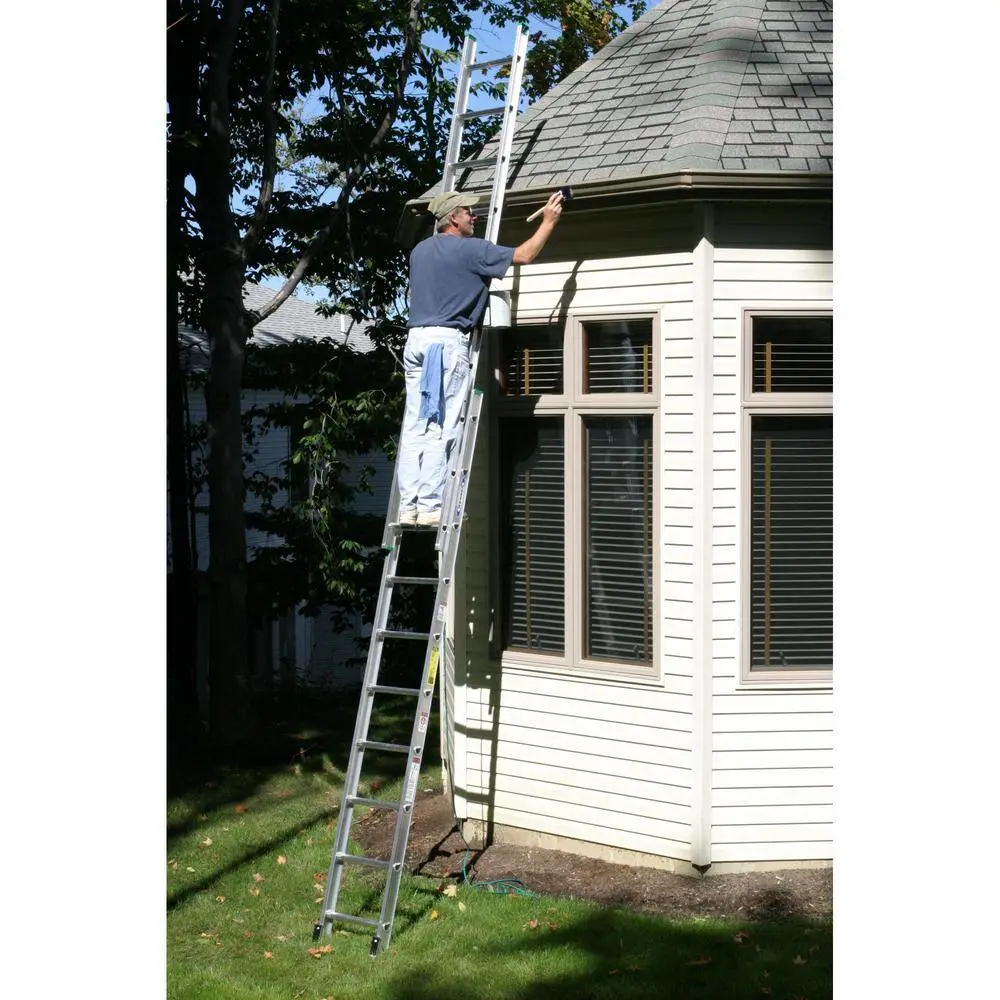Werner 24 ft. Aluminum Extension Ladder with 225 lbs. Load Capacity Type II Duty Rating