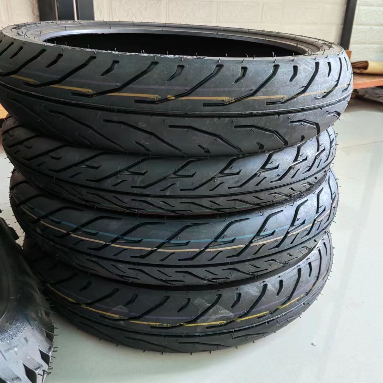 super moto tire manufactures in china/other wheels tires and accessories 130/90 10TL