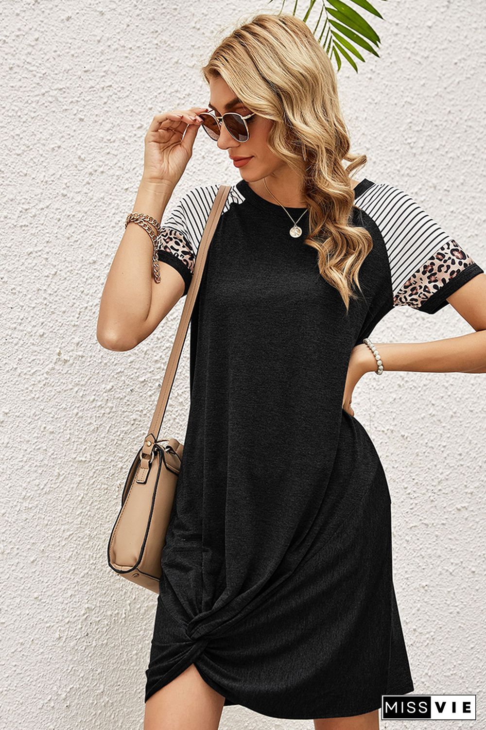 Black Stripe O-neck Twist Short Sleeve Dress with Pocket