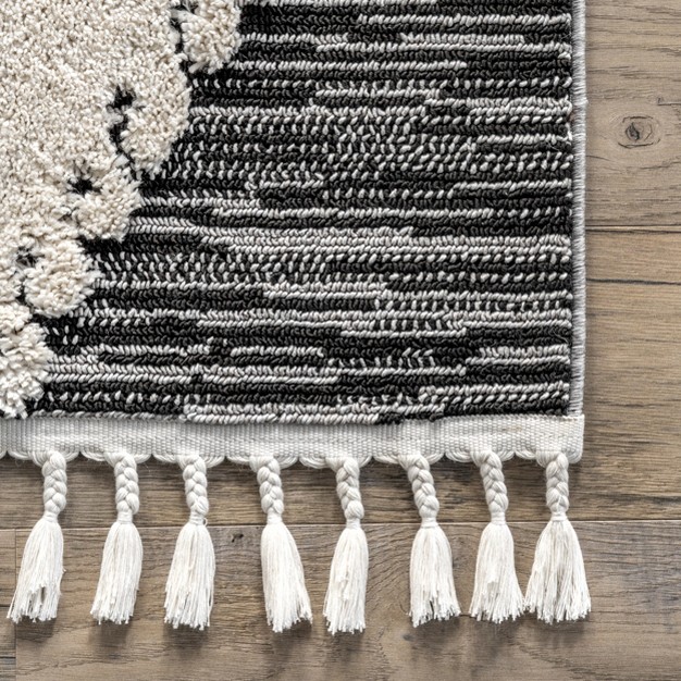 Nuloom Kylee Soft Shaggy Textured Tassel Area Rug