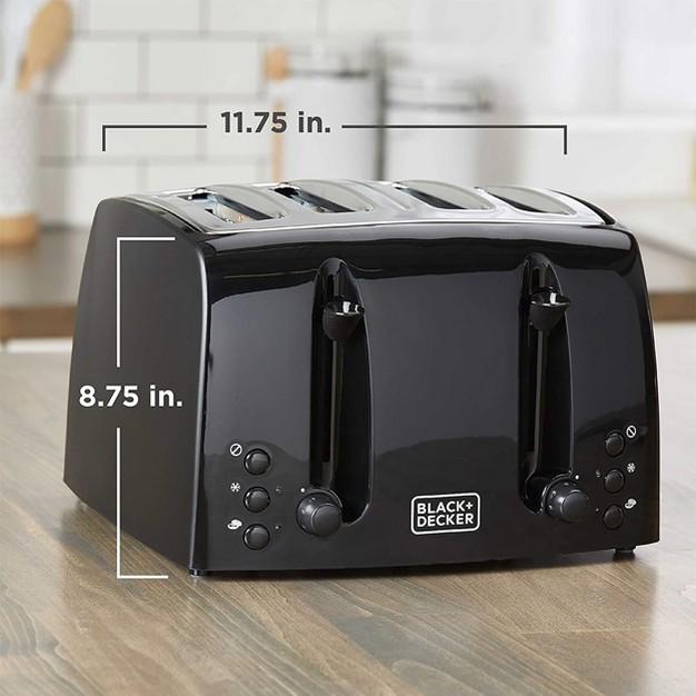 Black And Decker 4 slice Toaster With Extra Wide Slots In Black