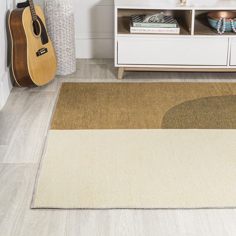 Demie Machine-Washable Rug