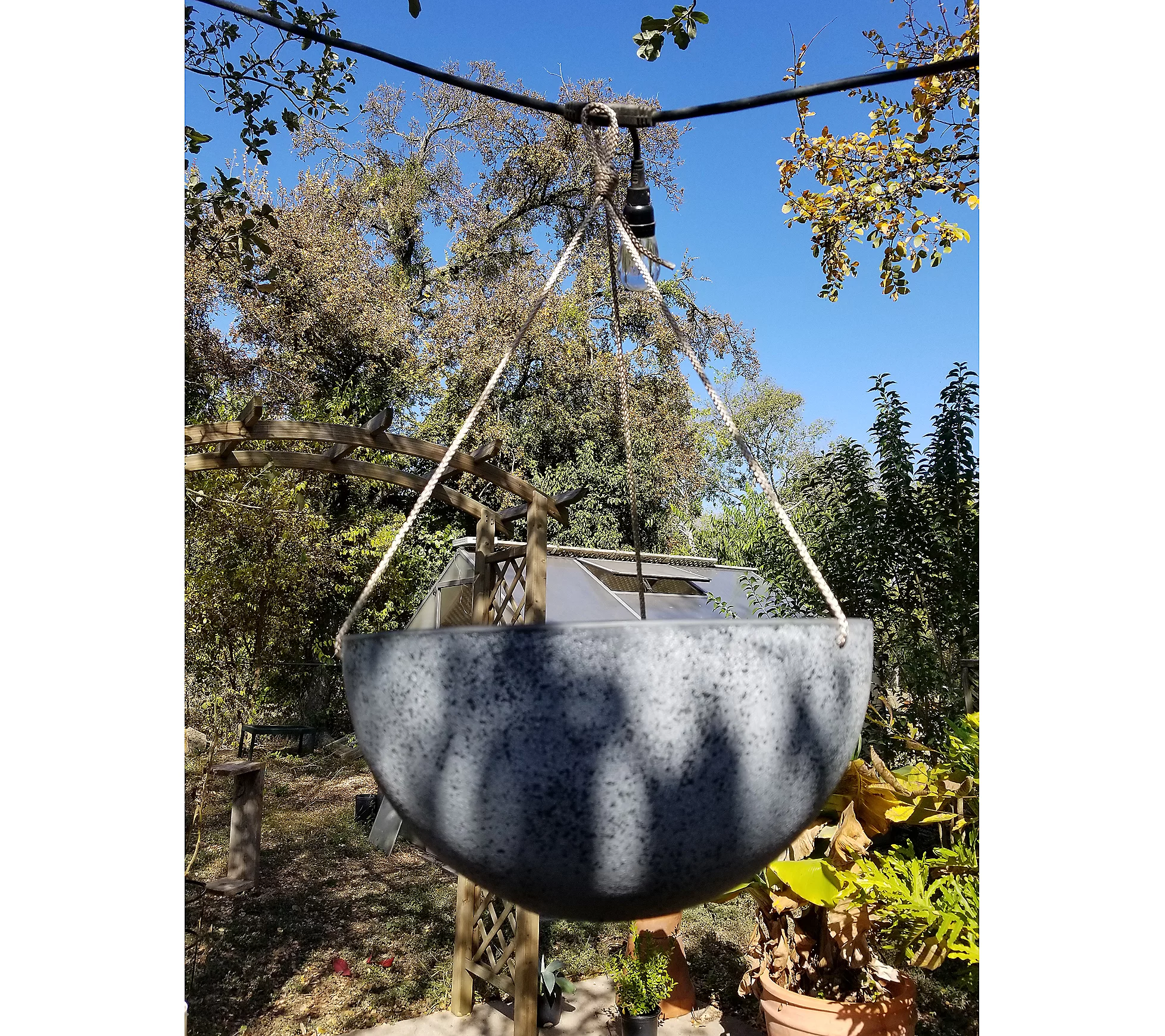 Hanging Planter Medium Round， Speckled Gray