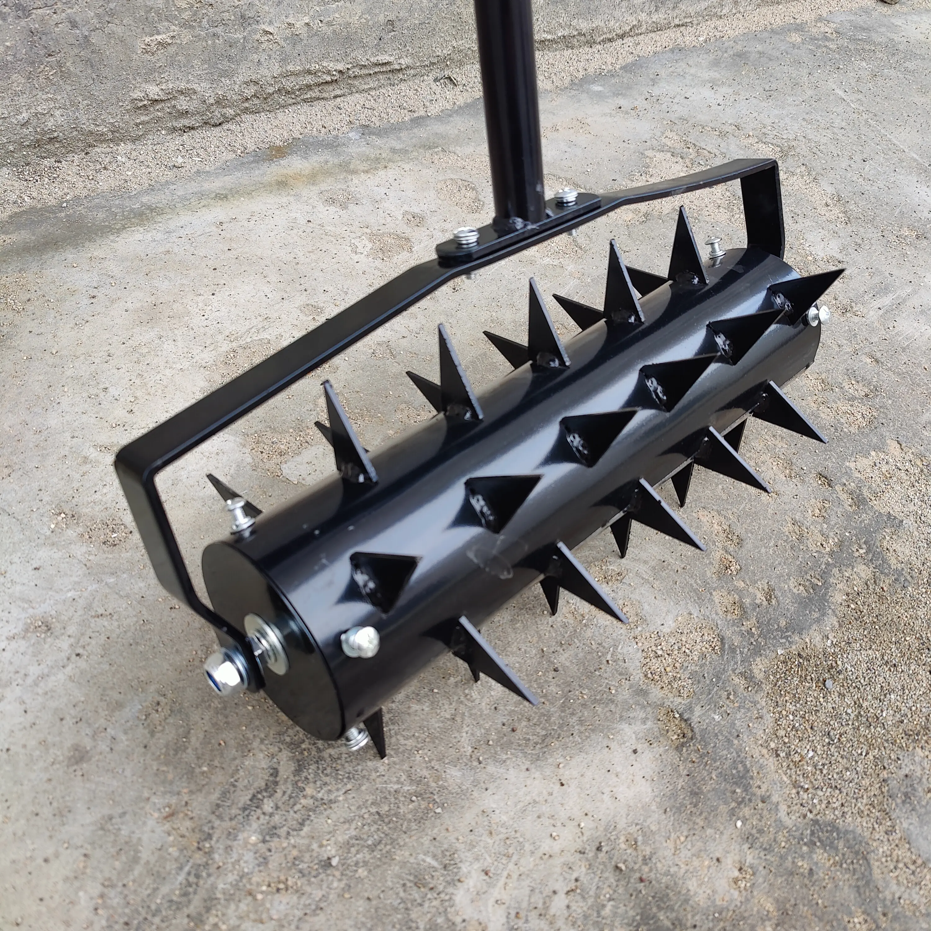 Rolling Lawn Aerator Garden Yard Rotary Push Tine Heavy Duty Spike Soil Aeration Manual Rotary Garden Tool  Rolling Aerator