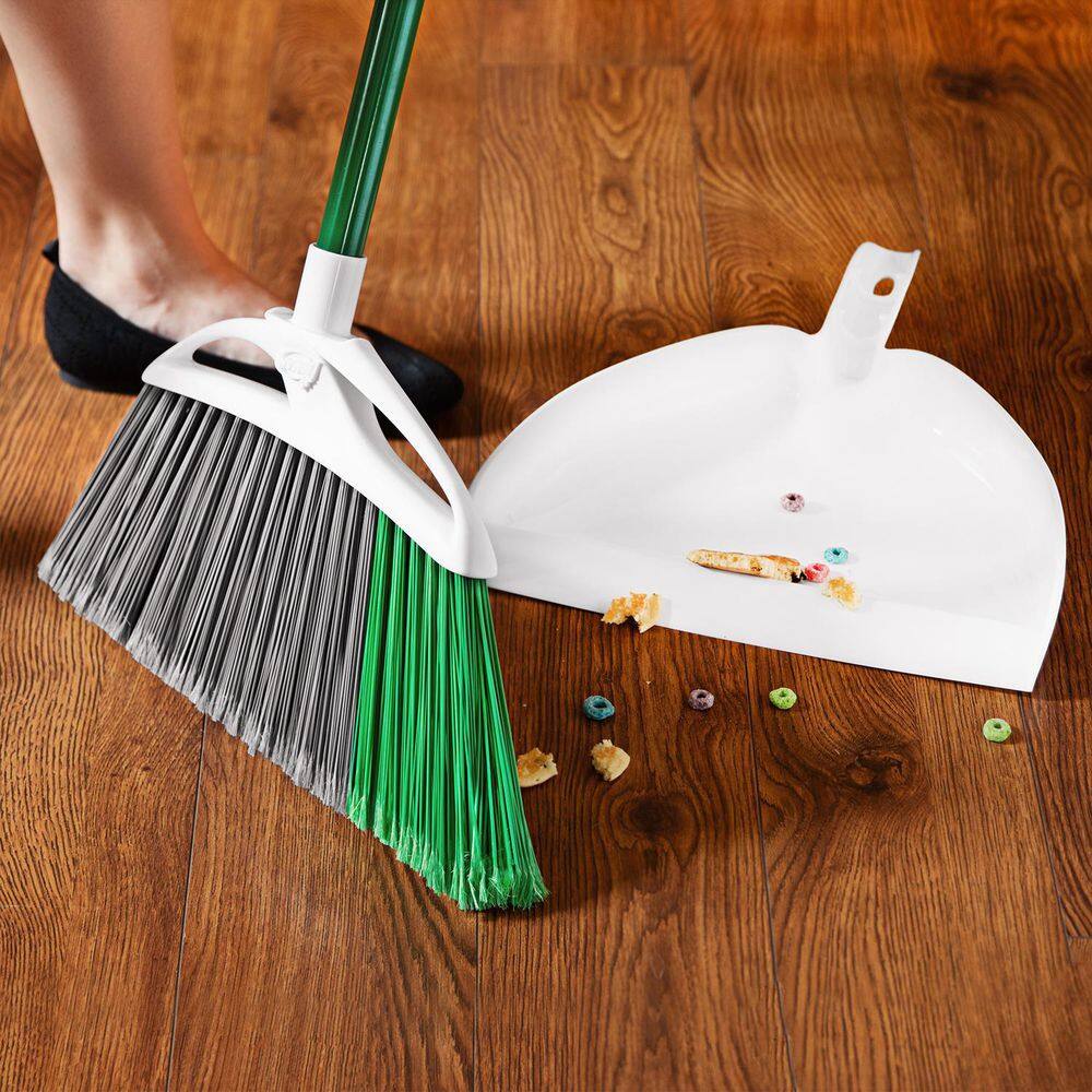 Libman Extra-Large Precision Angle Broom and Dustpan Set 212