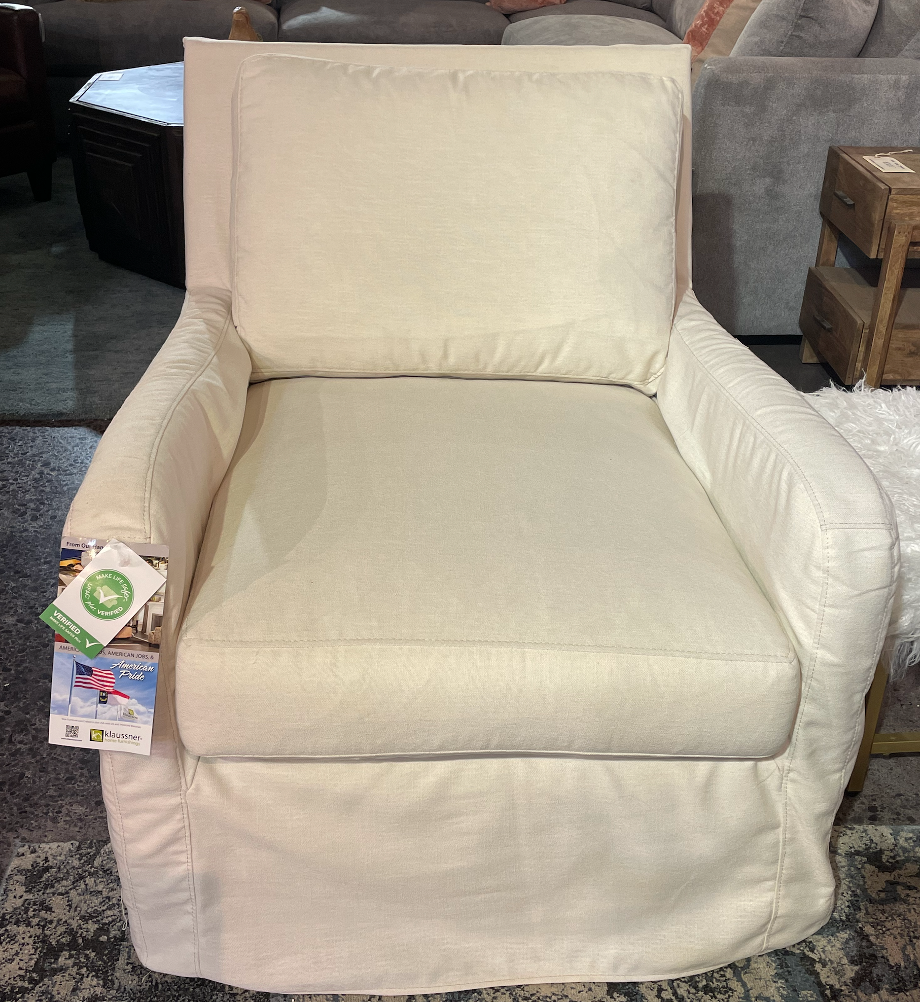 JONZE SLIPCOVERED CHAIR