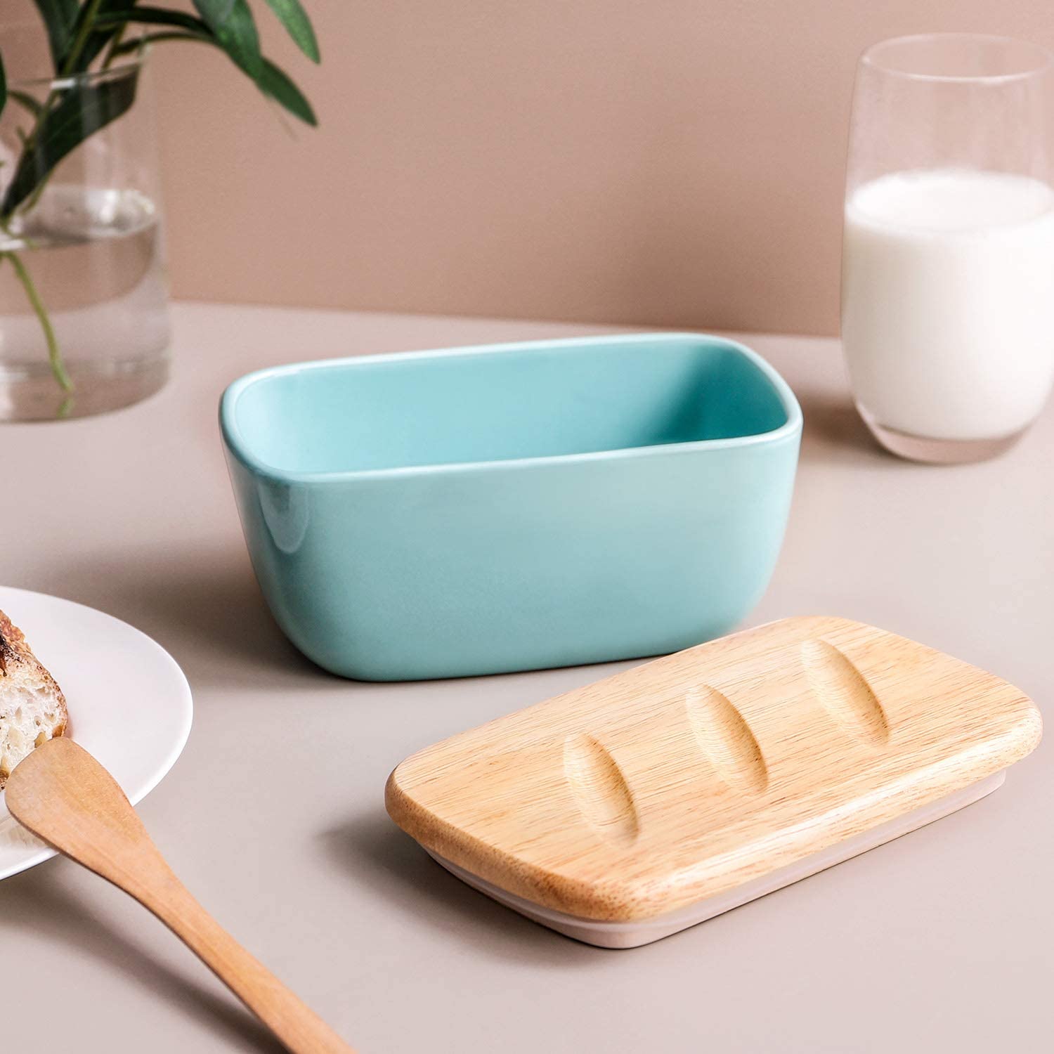 DOWAN Porcelain Butter Dish Covered Butter Container with Wooden Lid and Covers for Countertop Blue