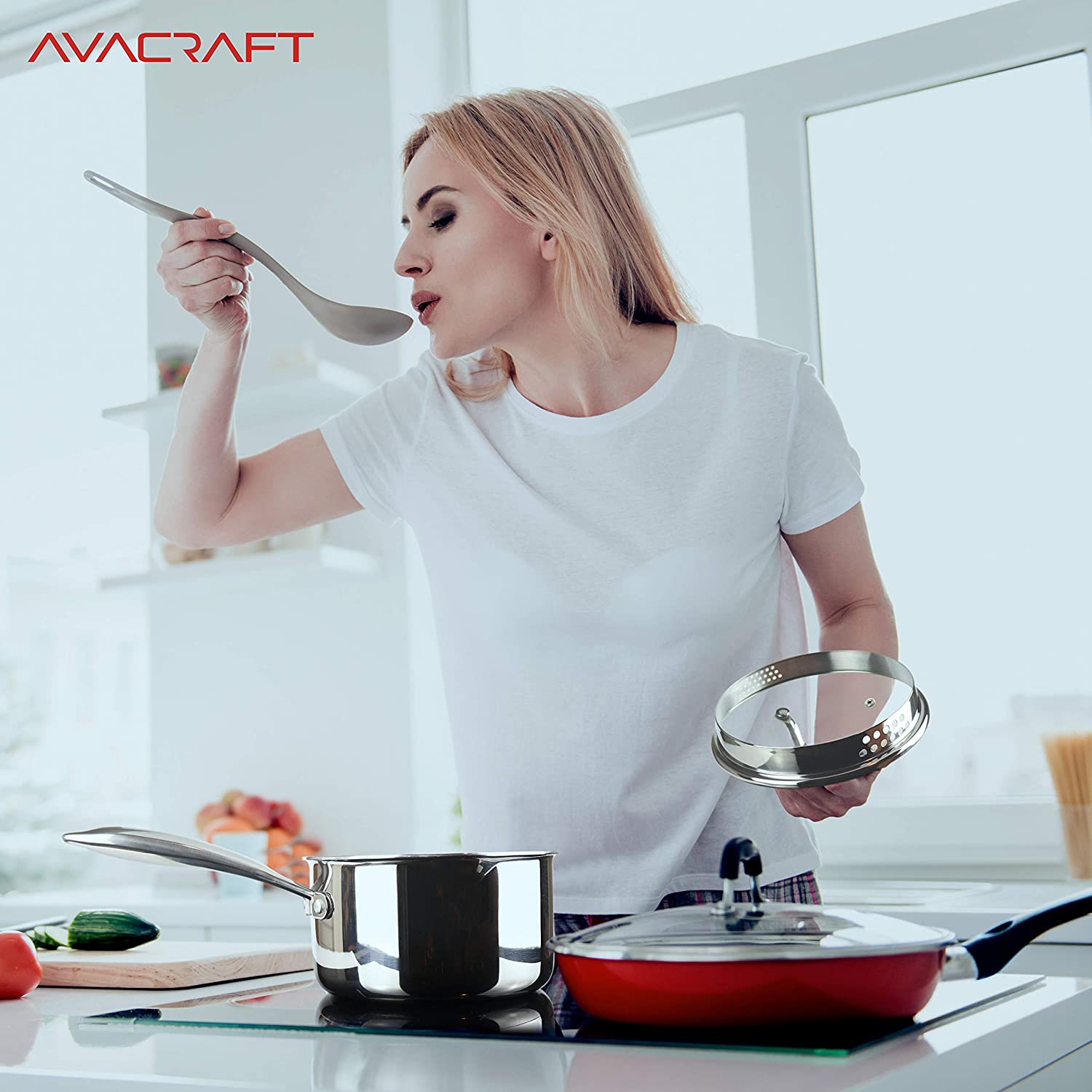 AVACRAFT Tri-Ply Stainless Steel Saucepan with Glass Strainer Lid， Two Side Spouts， Ergonomic Handle， Multipurpose Sauce Pan with Lid， Sauce Pot， Cooking Pot (Tri-Ply Full Body， 2.5 Quart)