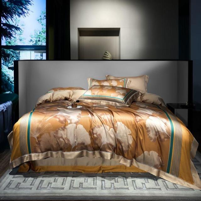 Refined Bed Linen Set