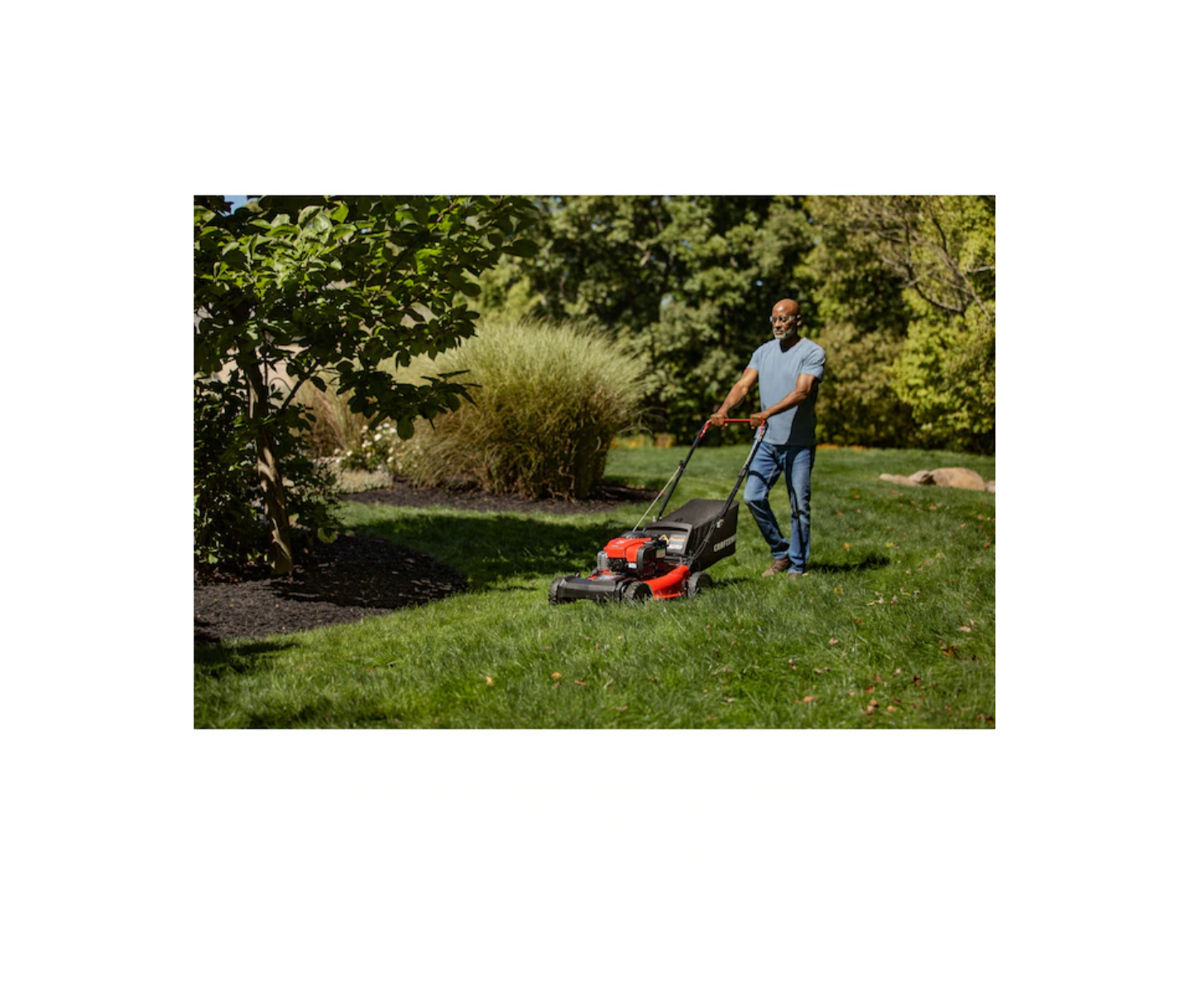 CRAFTSMAN CMXGMAM211201 M220 150-cc 21-in Self-Propelled Gas Lawn Mower with Briggs and Stratton Engine