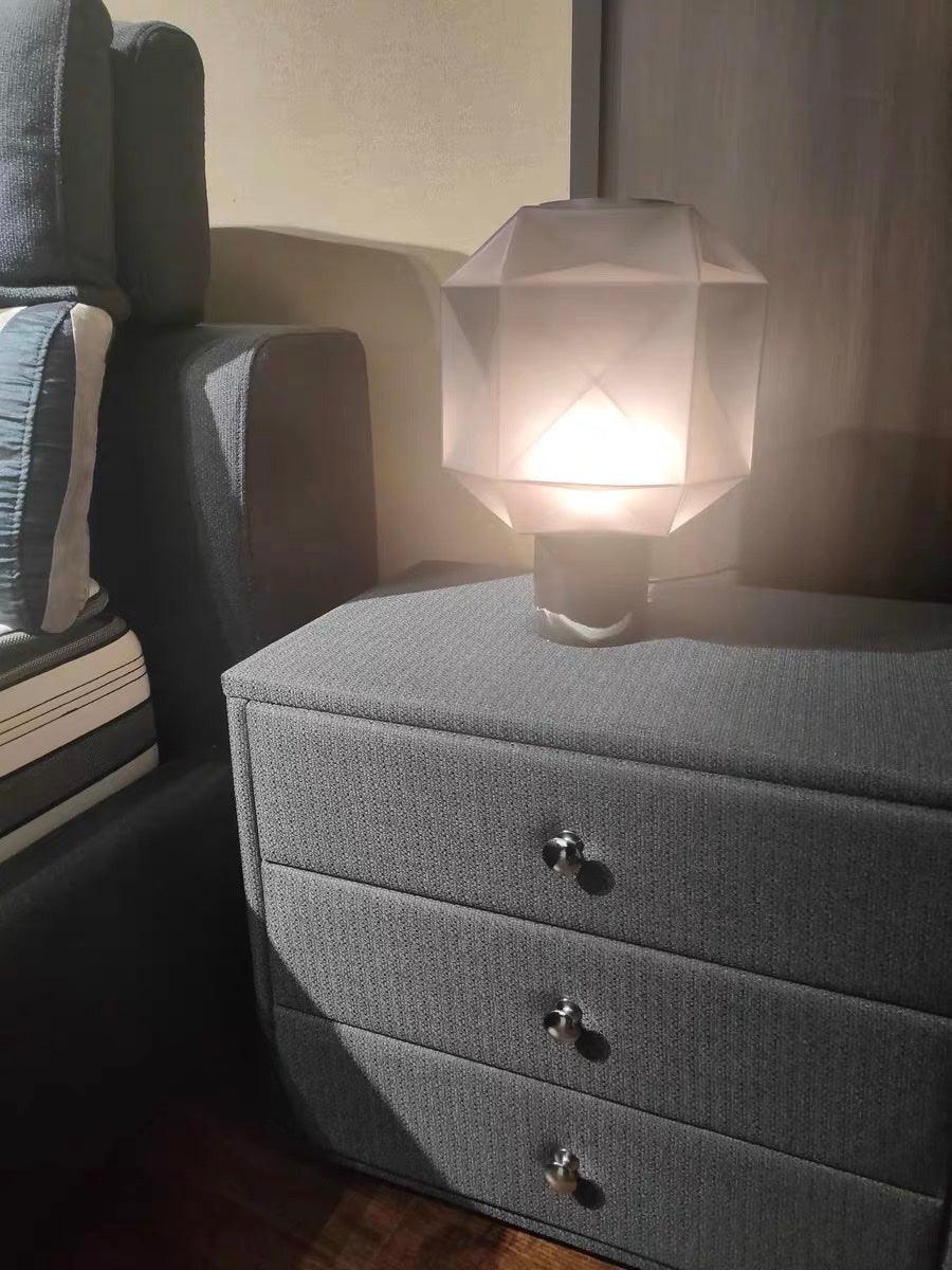 Cubo Table Lamp