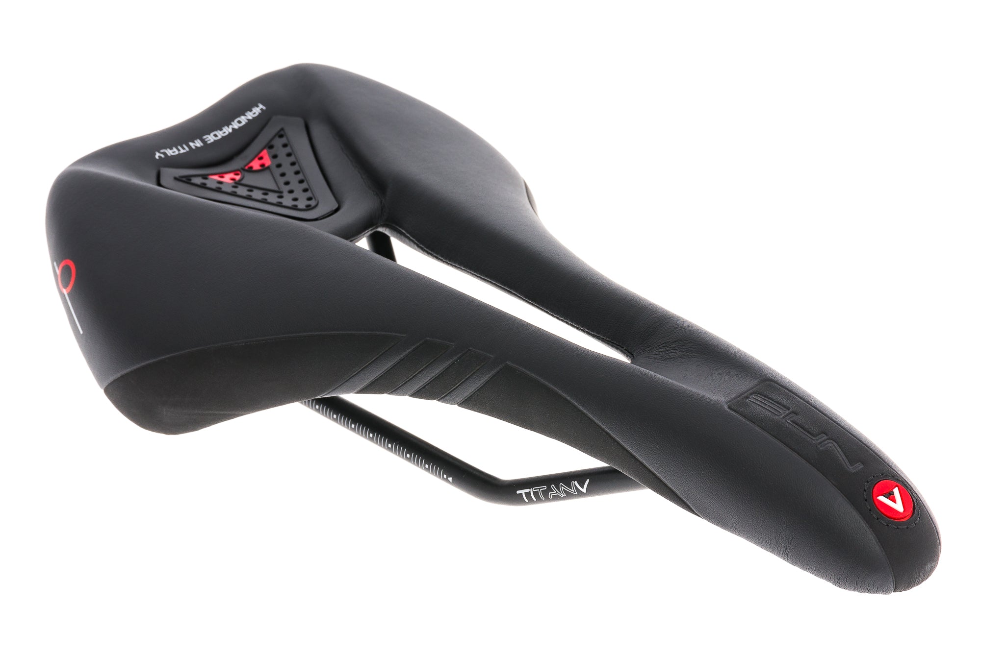 Astute Sun VT Saddle 145mm TitanV Rails Black
