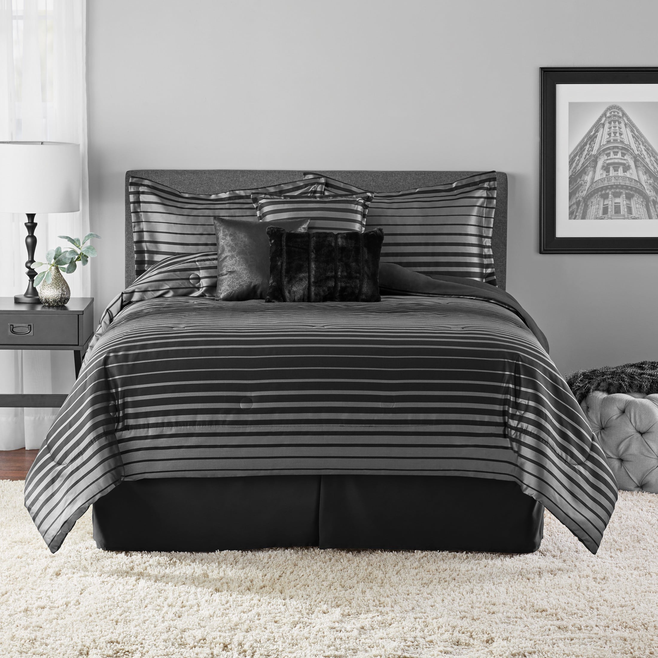 Mainstays Midnight 7-Piece Black Striped Woven Comforter Set， Full/Queen