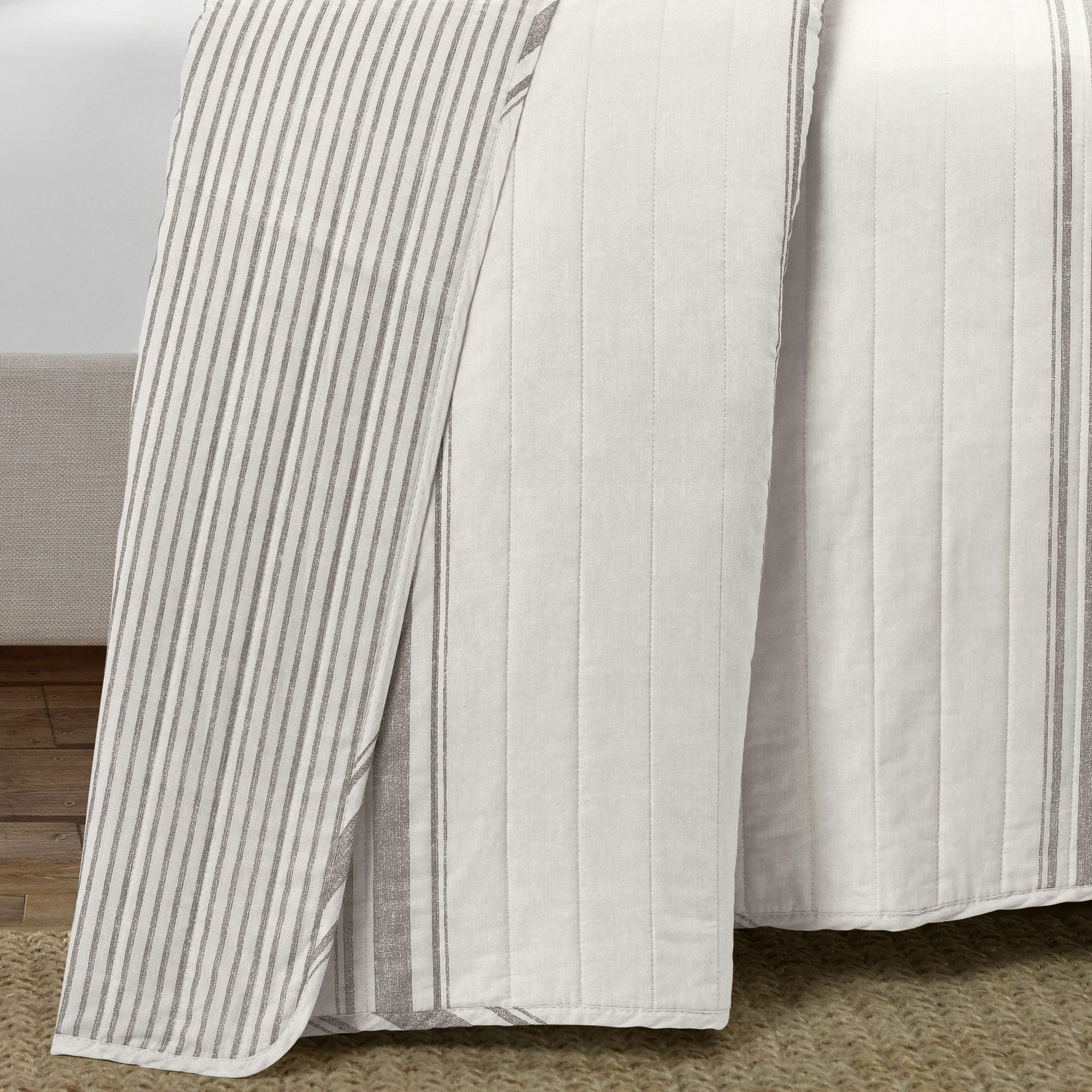 Farmhouse Stripe Reversible Cotton Quilt Set