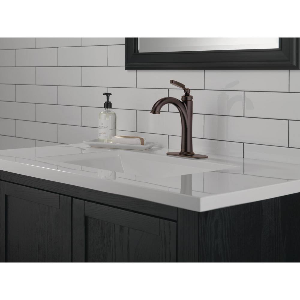 Delta Woodhurst Single Handle Single Hole Bathroom Faucet with Metal Drain Assembly in Venetian Bronze 532-RBMPU-DST