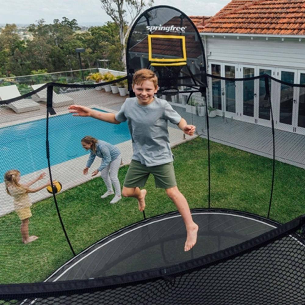 SPRINGFREE Kids 8 ft. x 13 ft. Outdoor Large Oval Trampoline with Enclosure O92