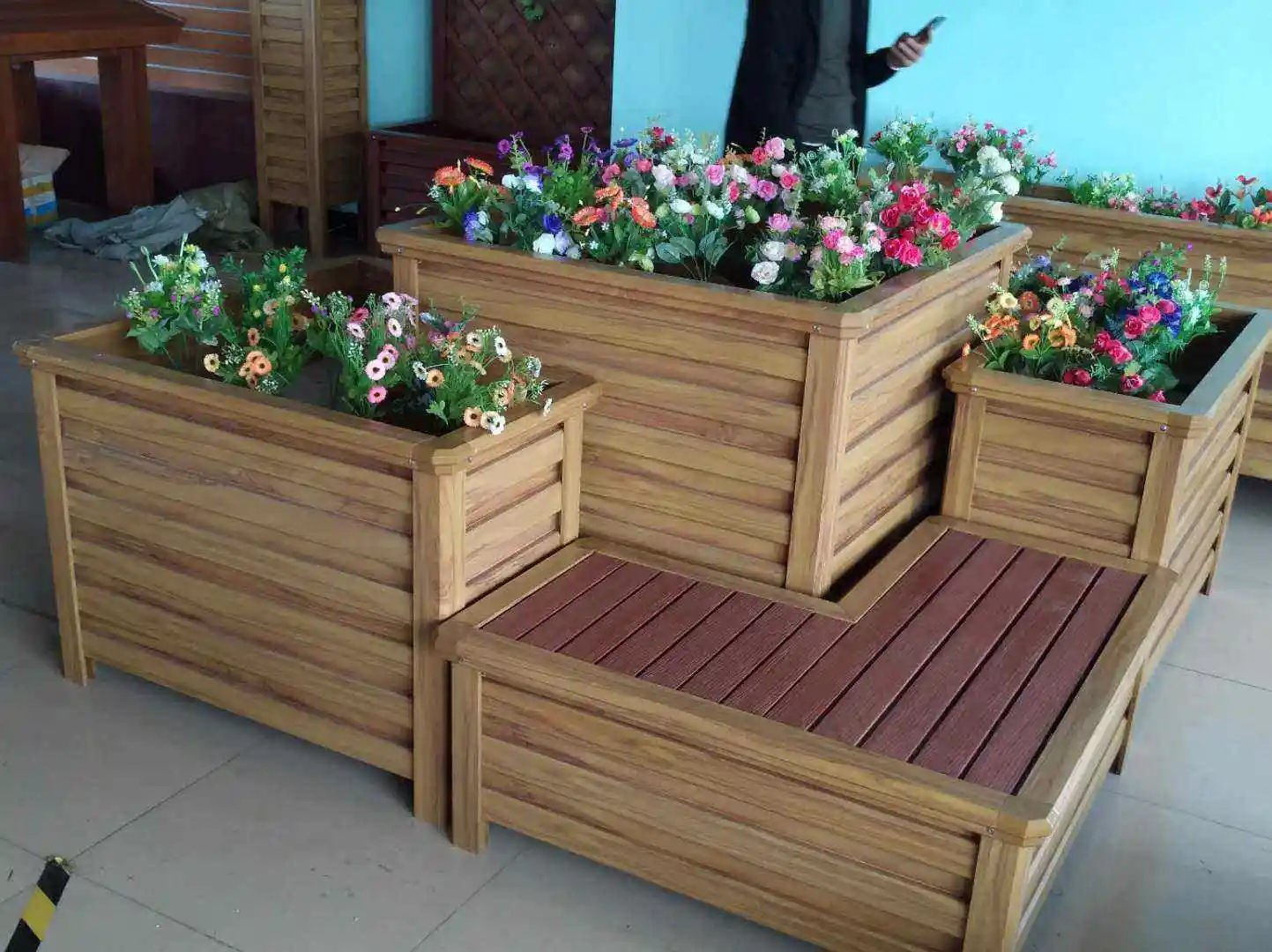 Aluminum Factory Directly Supply Outdoor modern flower aluminium alloy large planter pot box