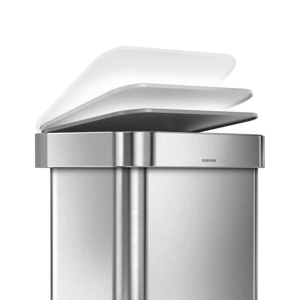 simplehuman 45 l Liner Rim Rectangular Step Trash Can Brushed Stainless Steel with Grey Plastic Lid CW2080