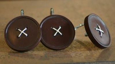 Button Shower Hooks - Burgundy