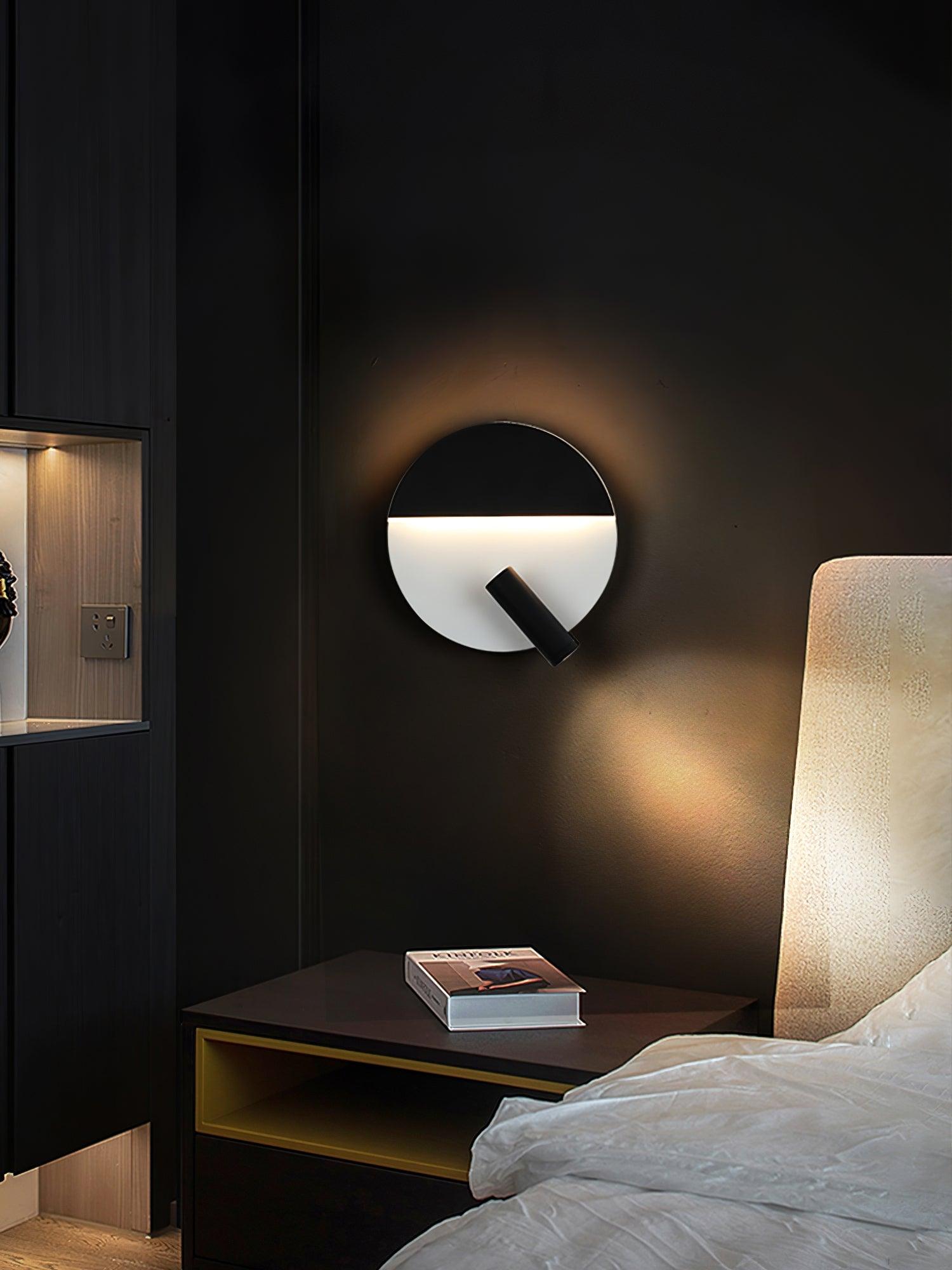 Kneeland Rotatable Wall Lamp