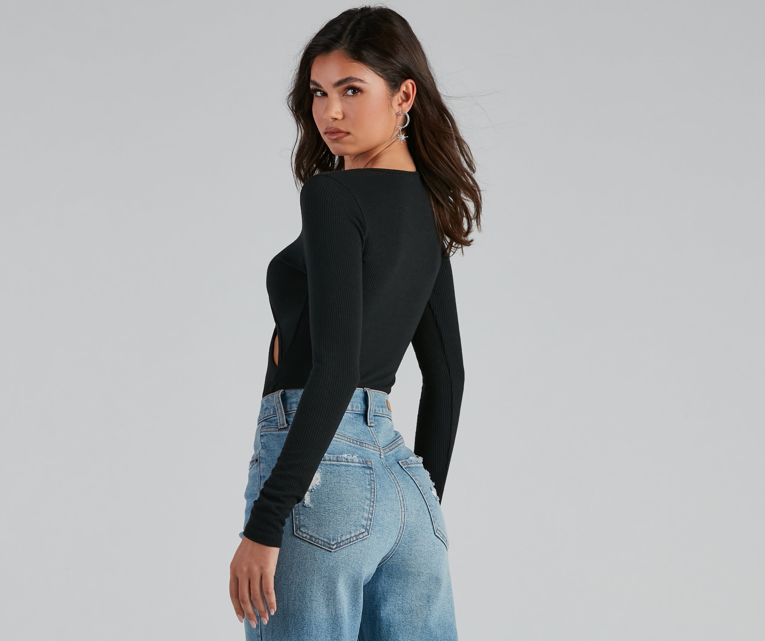 Chic Keyhole Cutout Long Sleeve Bodysuit