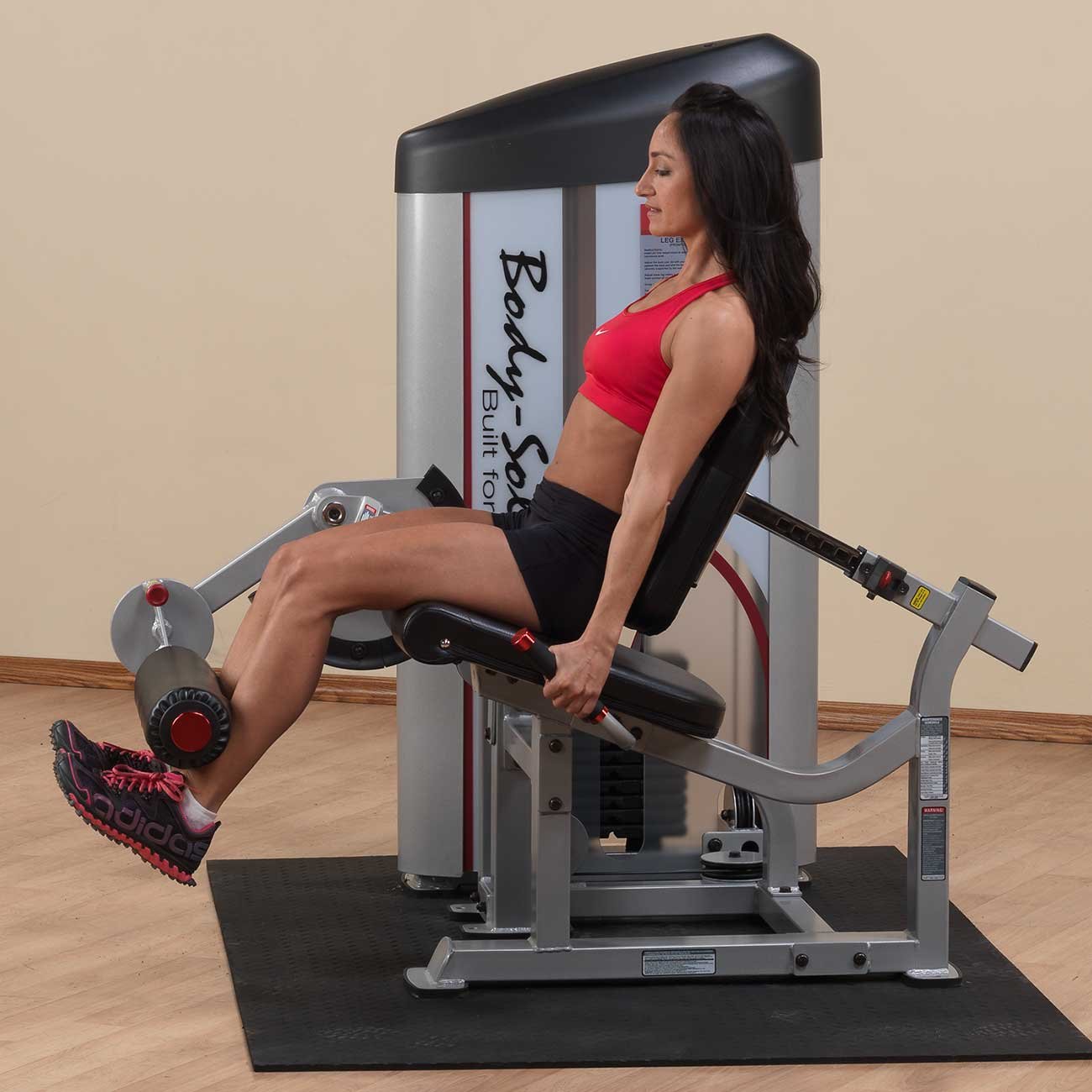 Body-Solid Series II Leg Extension Machine (160 lb Stack)