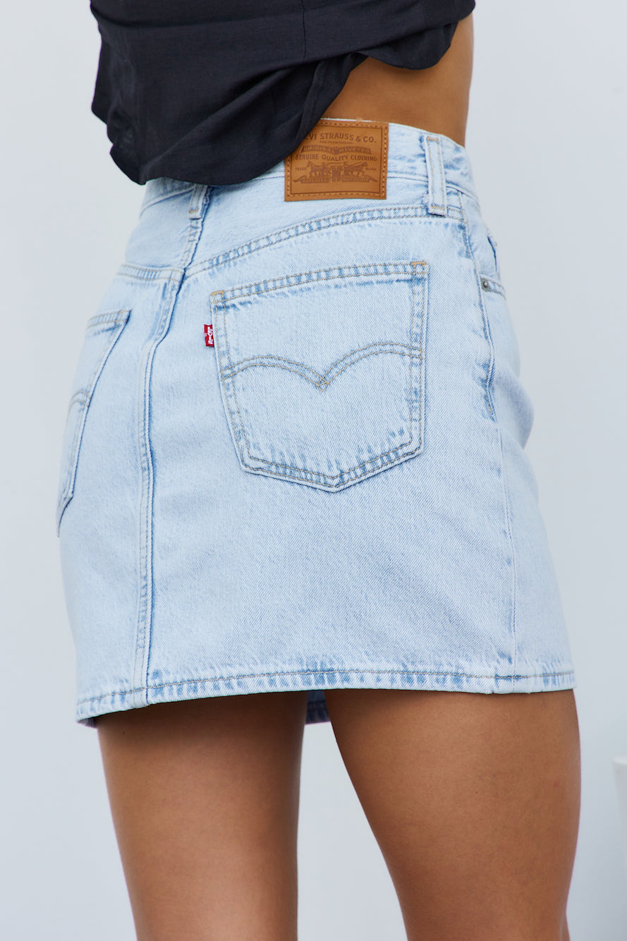 Levis 70s High Micro Mini Denim Skirt Washed Blue