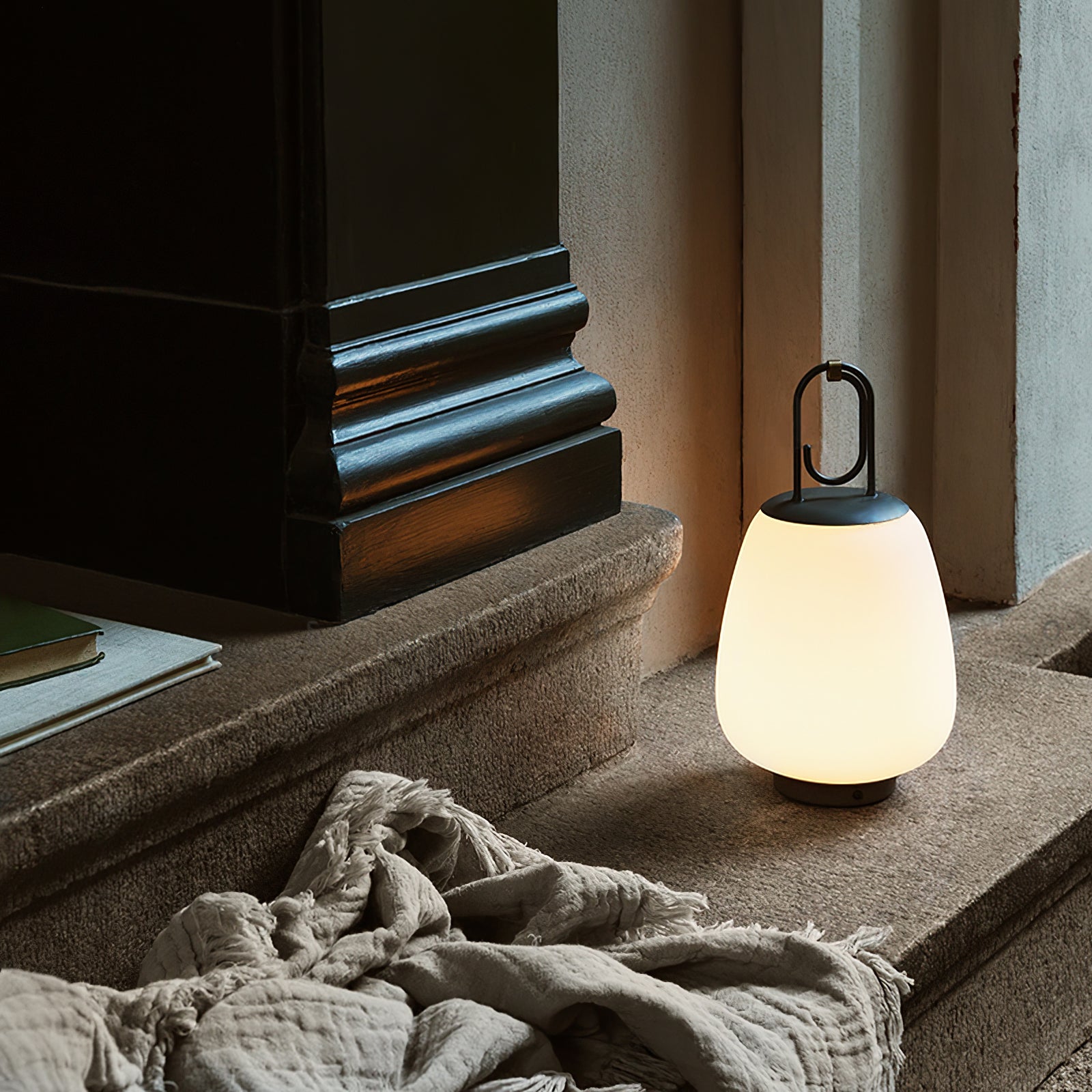 Hyggelite Lantern Table Lamp