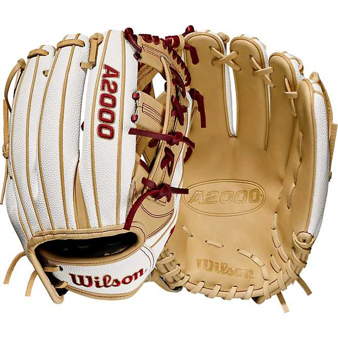 Wilson A2000 11.75 in. Infield Fast-Pitch Softball Glove