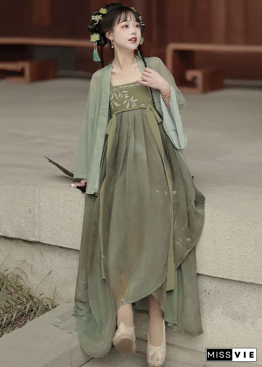 Women Green Embroideried Tops And Spaghetti Strap Dress Two Pieces Set Fall