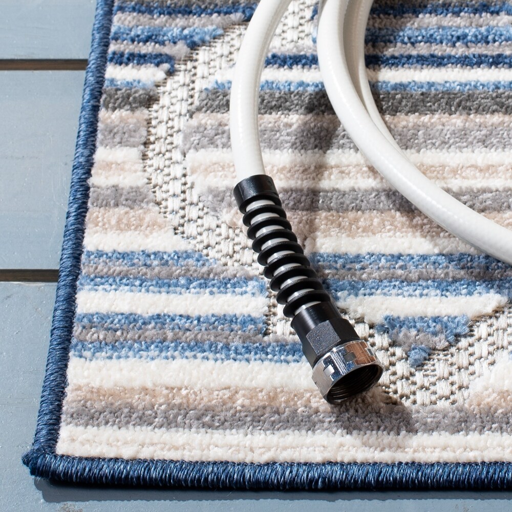 SAFAVIEH Cabana Nilgun Indoor/ Outdoor Waterproof Patio Trellis Rug