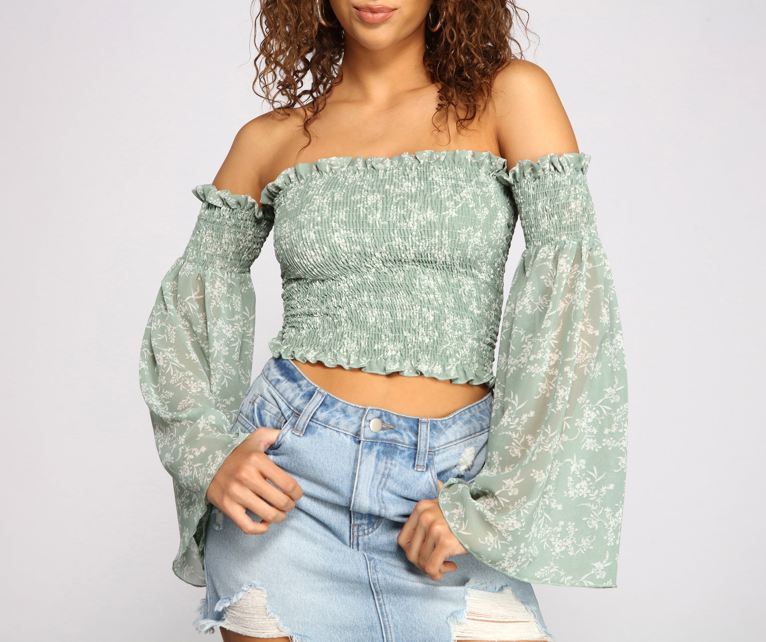 Radar On Florals Smocked Crop Top