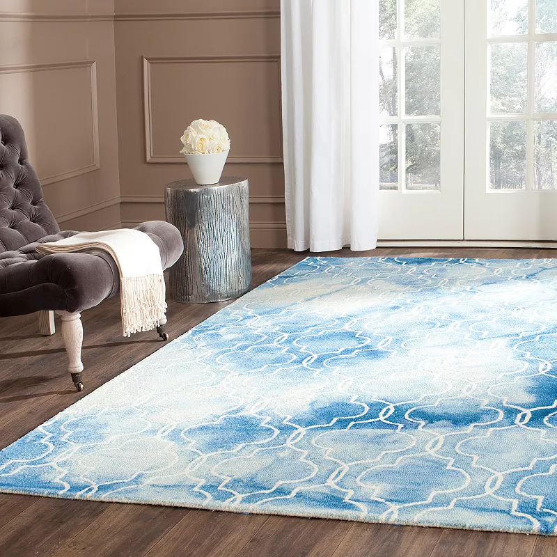 Safavieh Jasmine Quatrefoil Dip-Dyed Wool Rug