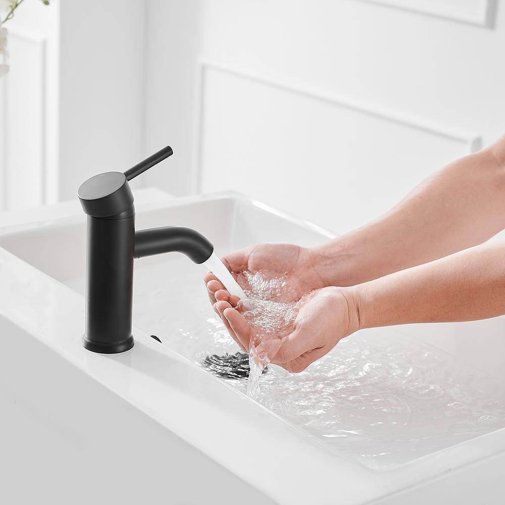 BWE Single Hole Single-Handle Bathroom Faucet With Pop Up Drain in Matte Black A-99052-B-2