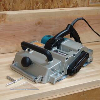 Makita 15 Amp 12-14 in. Corded Planer KP312