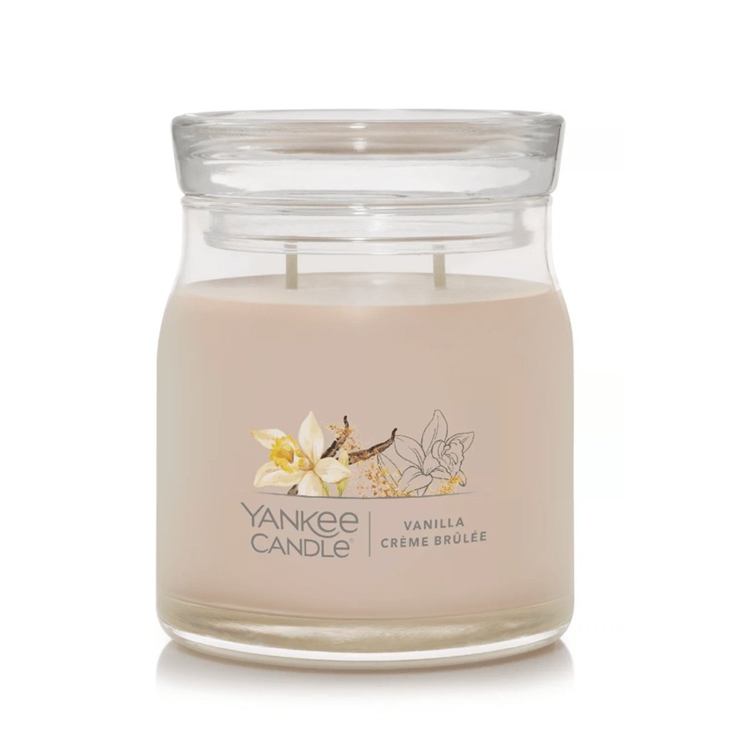 Yankee Candle  Signature Medium Jar Candle in Vanilla Crème Brûlée