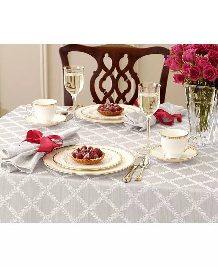 Lenox Laurel Leaf Oval White Tablecloth 70 x 104