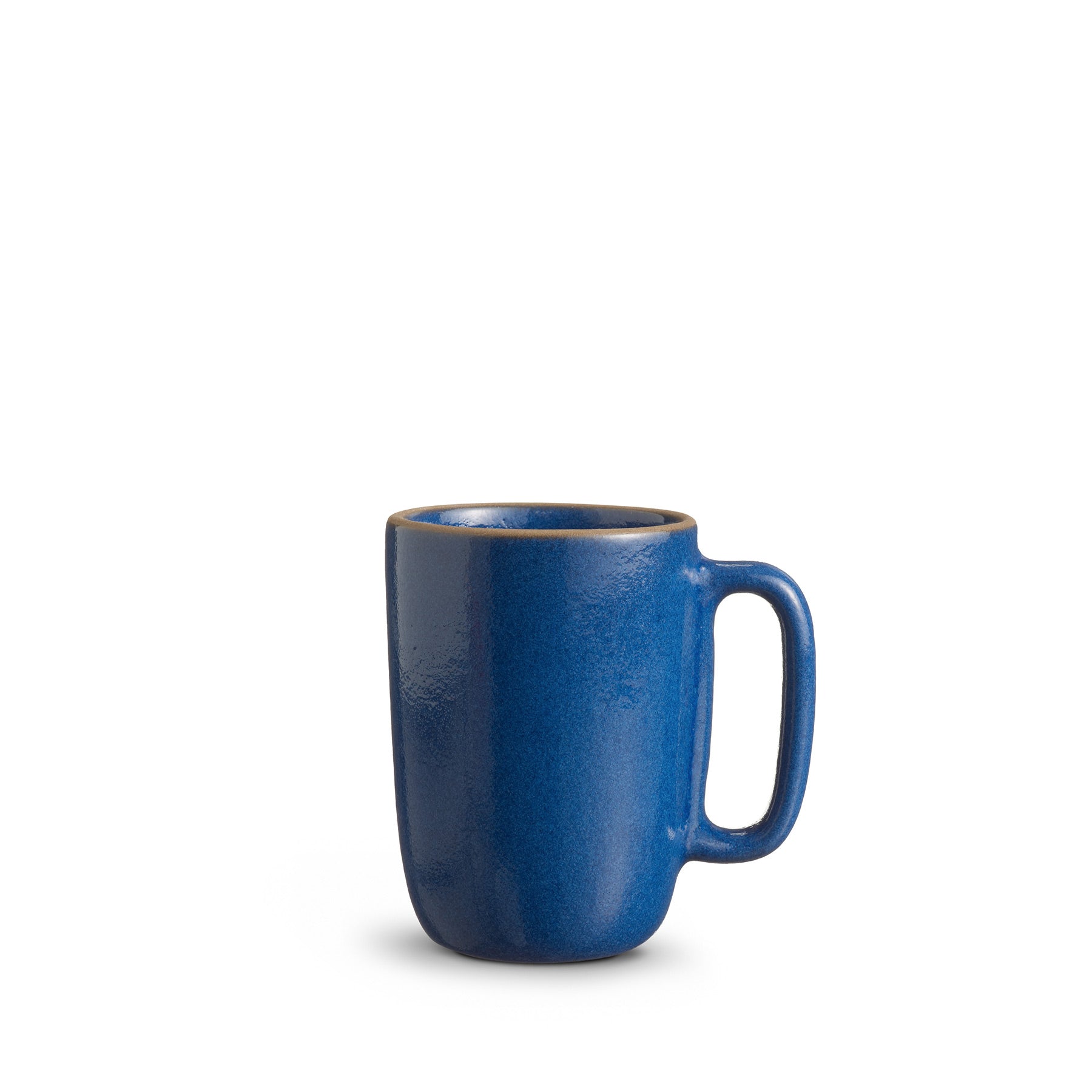 Large Mug – Generous Size for Your Favorite Beverages