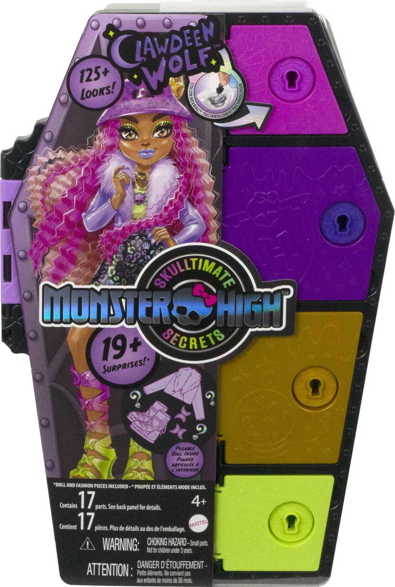 Monster High Skulltimate Secrets Clawdeen Wolf Doll and Fashion Set with Dress-Up Locker