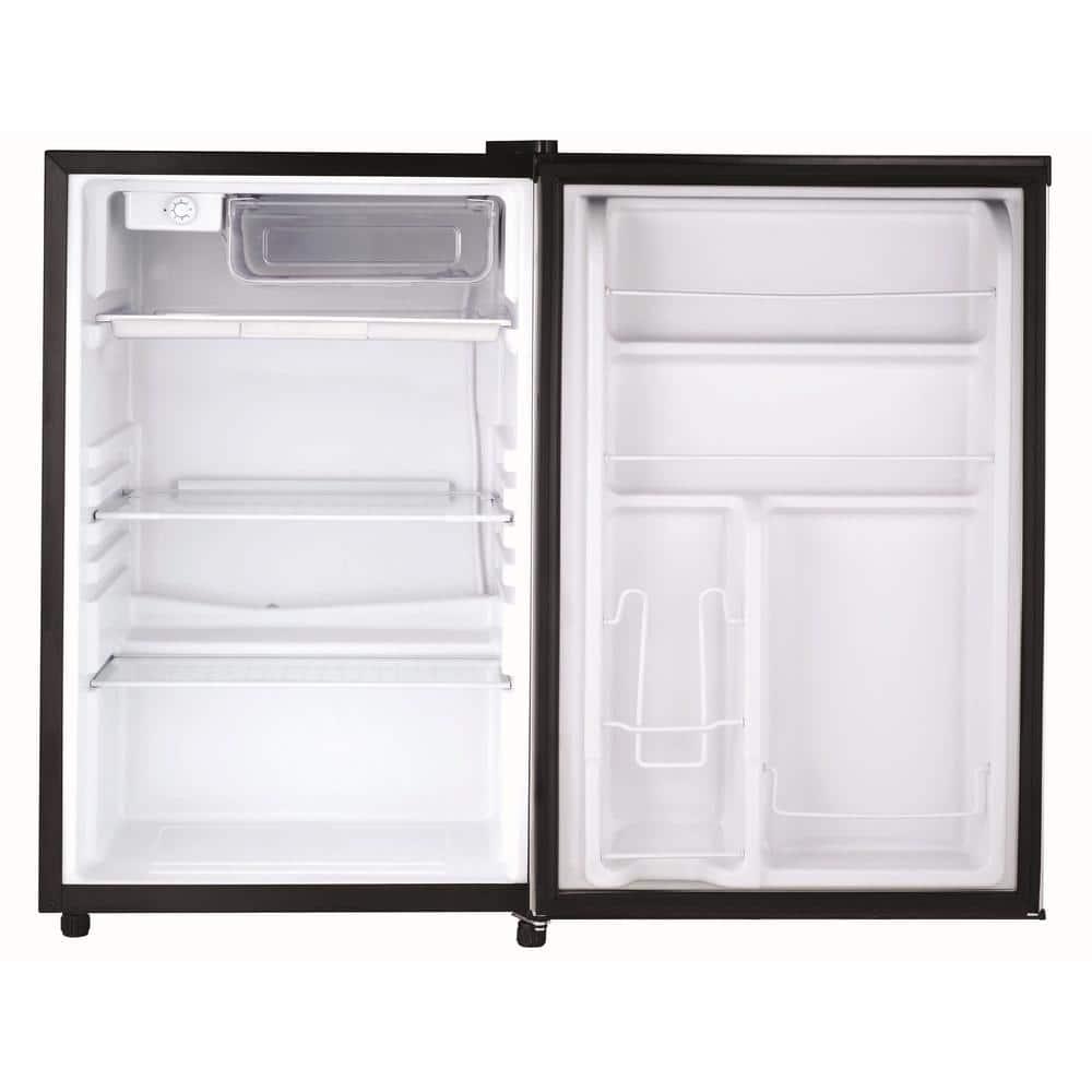 RCA 46 cu ft Mini Fridge in Black