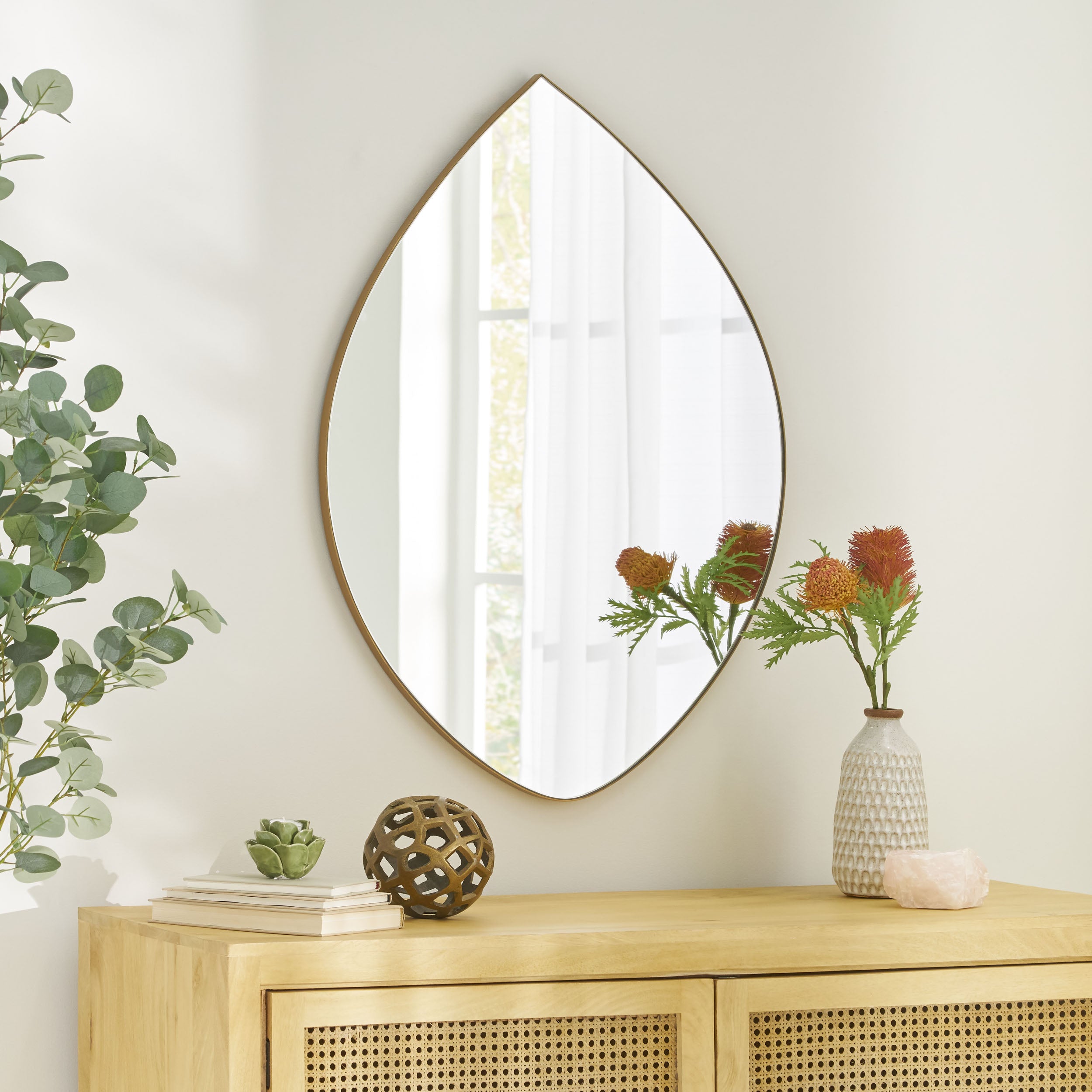 Boyette Contemporary Teardrop Wall Mirror