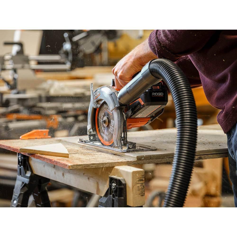 RIDGID 18V MAX Output 4.0 Ah 2.0 Ah Batteries and Charger with FREE 18V SubCompact Brushless 6-12 in. Circular Saw AC8400240SB-R8656B