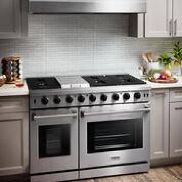 Thor Kitchen 48 in. 6.8 cu. ft. Double Oven Gas Range in Stainless Steel with Griddle and 6-Burners LRG4807U