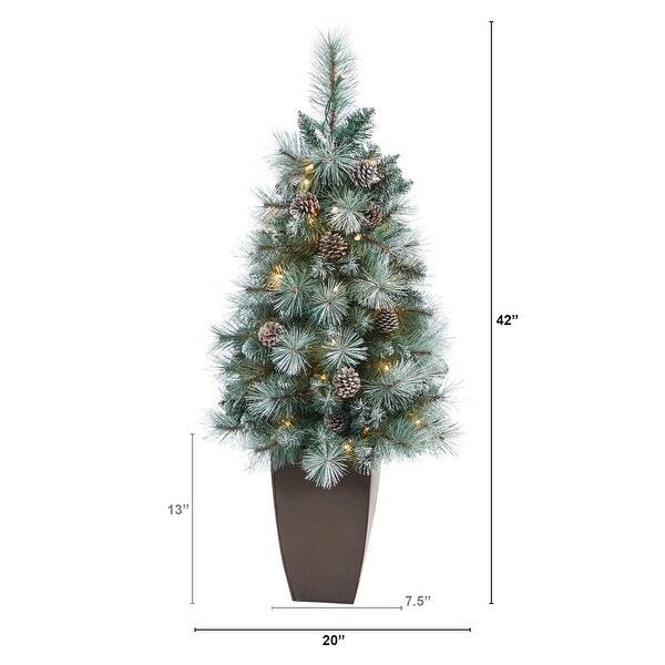 3.5' Brit Columbia Pine Xmas Tree w/50 Lights in Planter