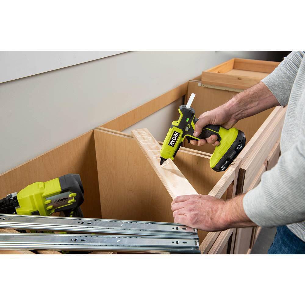 RYOBI ONE+ 18V Cordless Dual Temperature Glue Gun Kit with 2.0 Ah Battery and 18V Lithium-Ion Charger P307K1N