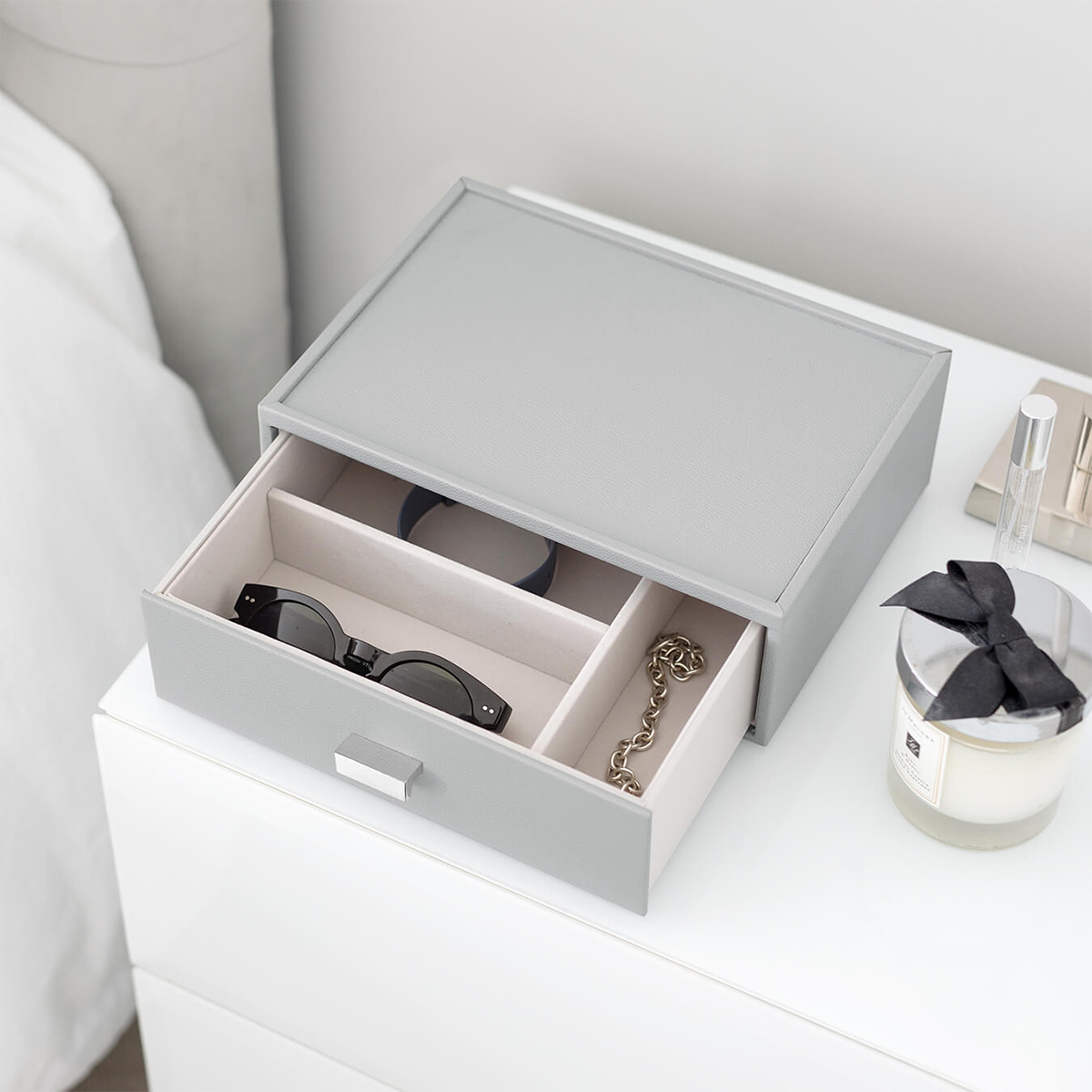 Stackers Pebble Grey Classic Jewelry Box Collection