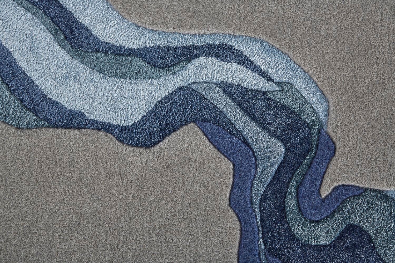 Arwyn Hand Tufted Gray / Blue Rug