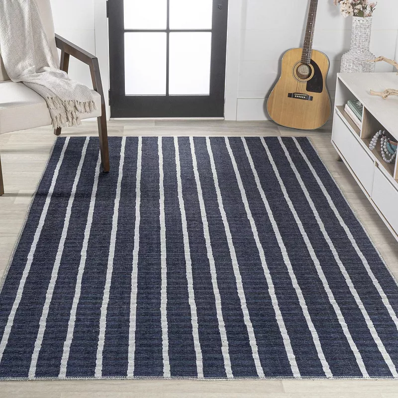 Rand Machine-Washable Rug