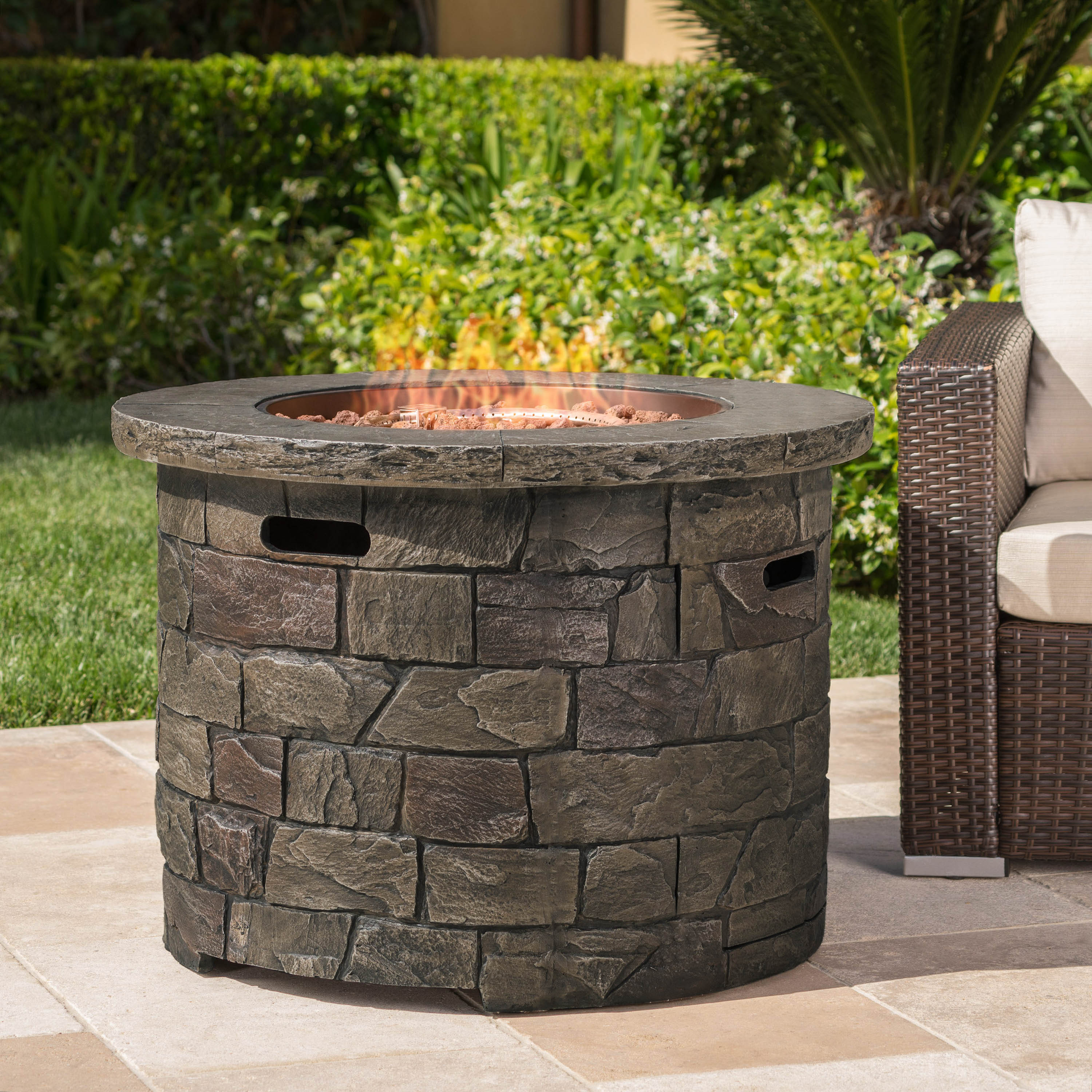 Stonecrest 40,000 BTU Propane Gas Firepit (Round)