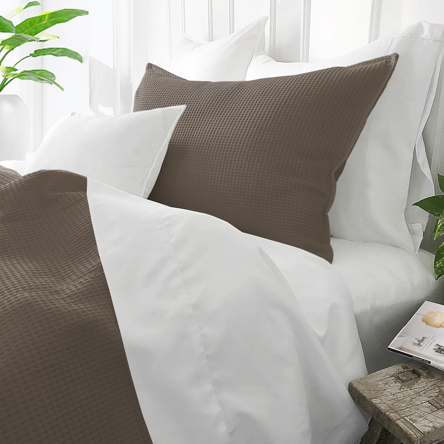 Classic Waffle Mocca Bedding